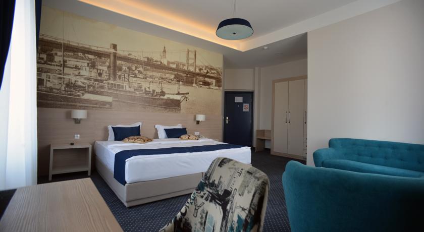 Five Points Square 16